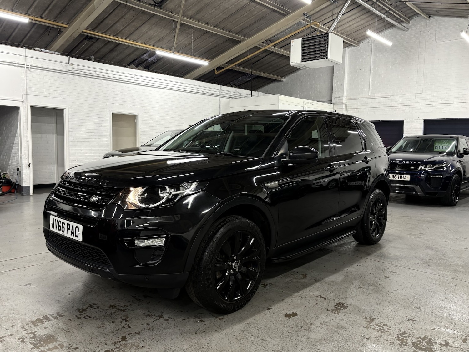 Used Land Rover Discovery Sport 2016 for sale - 77027914: Photo 8