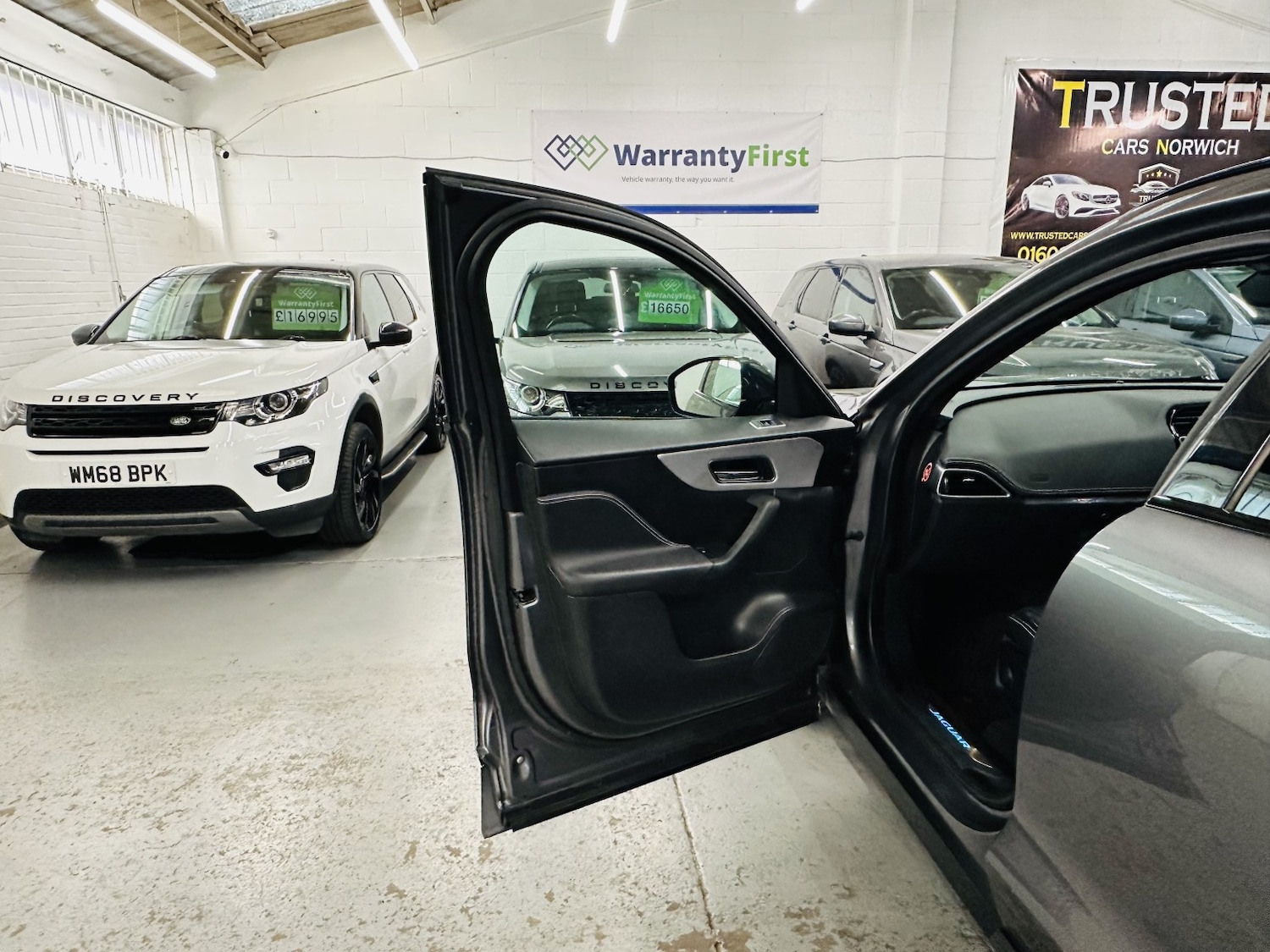 Used Jaguar F-Pace 2019 for sale - 78182977: Photo 35