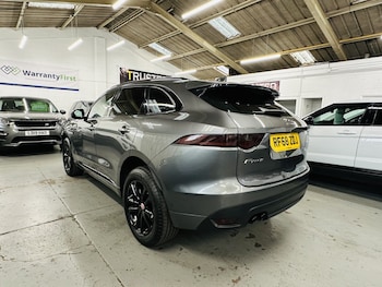 Used Jaguar F-Pace 2019 for sale - 78182977: Photo