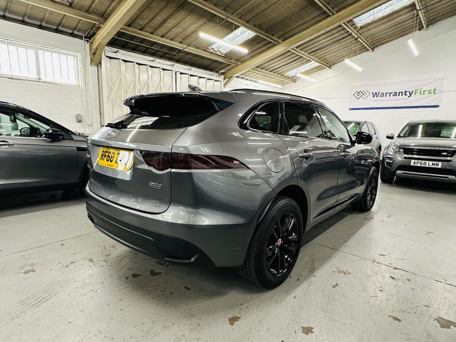 Used Jaguar F-Pace 2019 for sale - 78182977: Photo 4