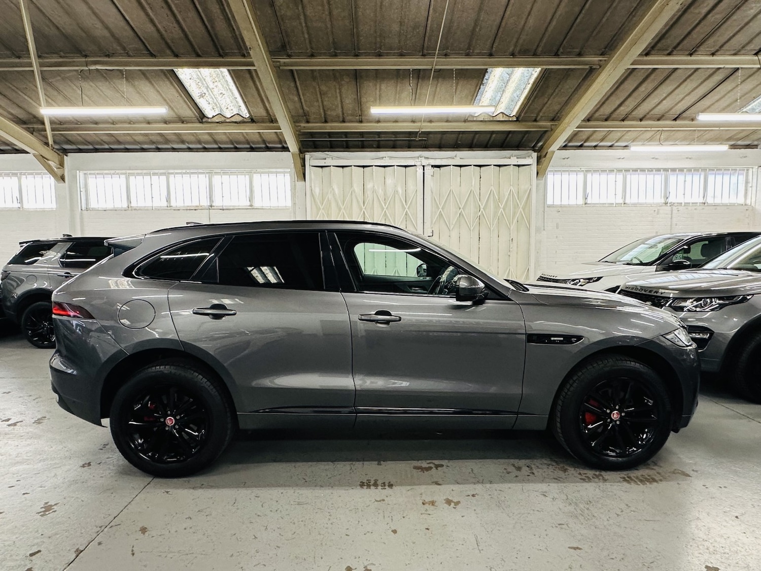 Used Jaguar F-Pace 2019 for sale - 78182977: Photo 6