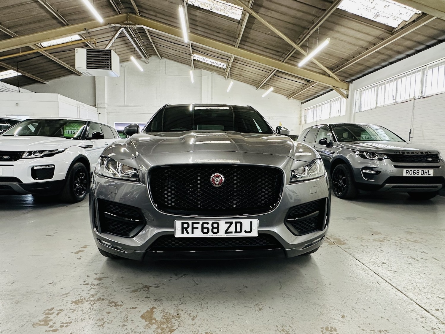 Used Jaguar F-Pace 2019 for sale - 78182977: Photo 7