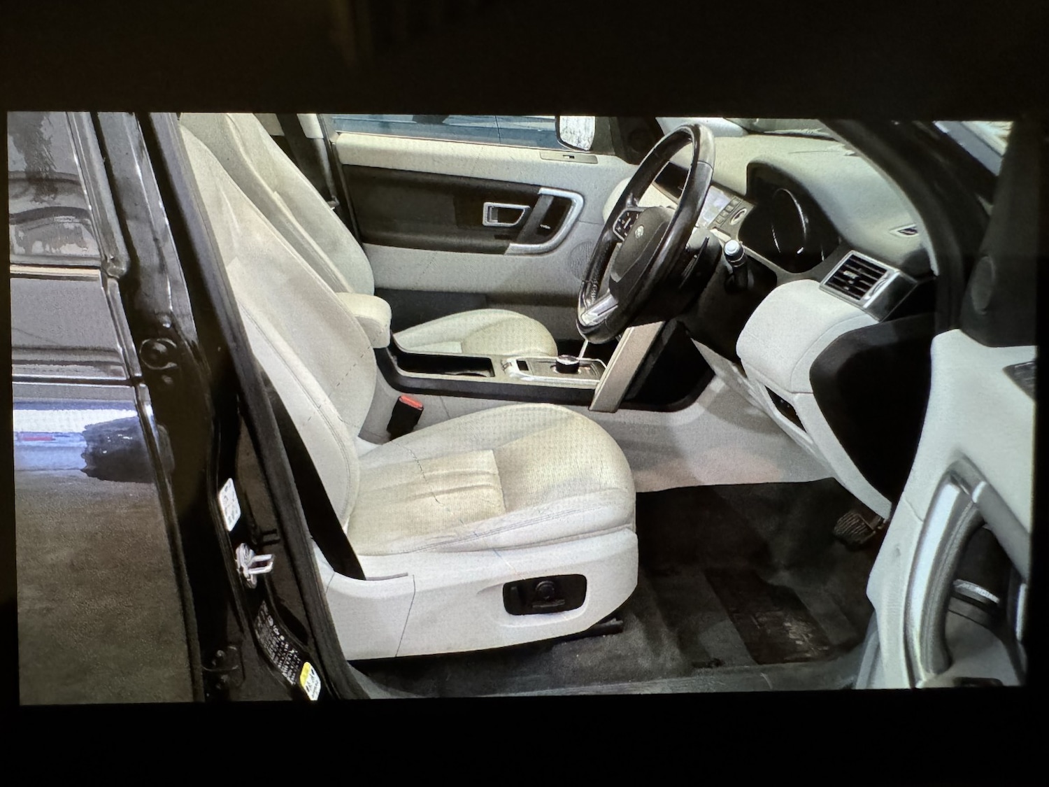 Used Land Rover Discovery Sport 2017 for sale - 76863892: Photo 7