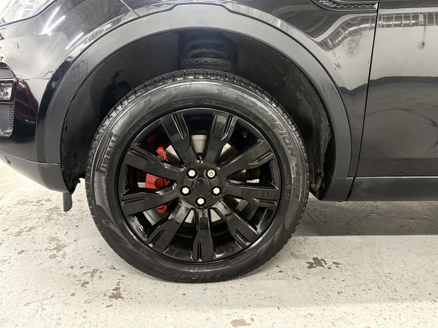 Used Land Rover Discovery Sport 2017 for sale - 77409504: Photo 28