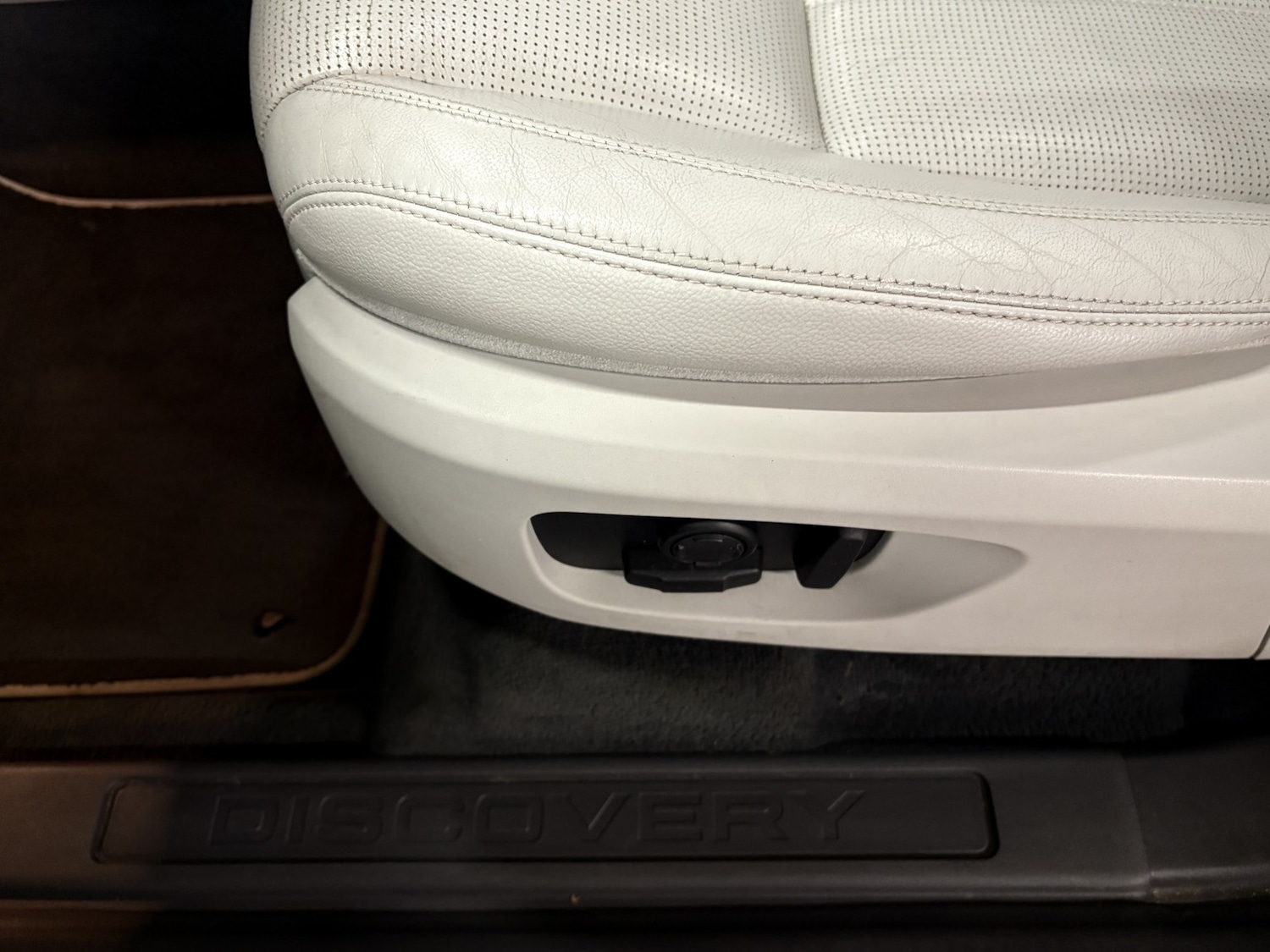 Used Land Rover Discovery Sport 2017 for sale - 77409504: Photo 59