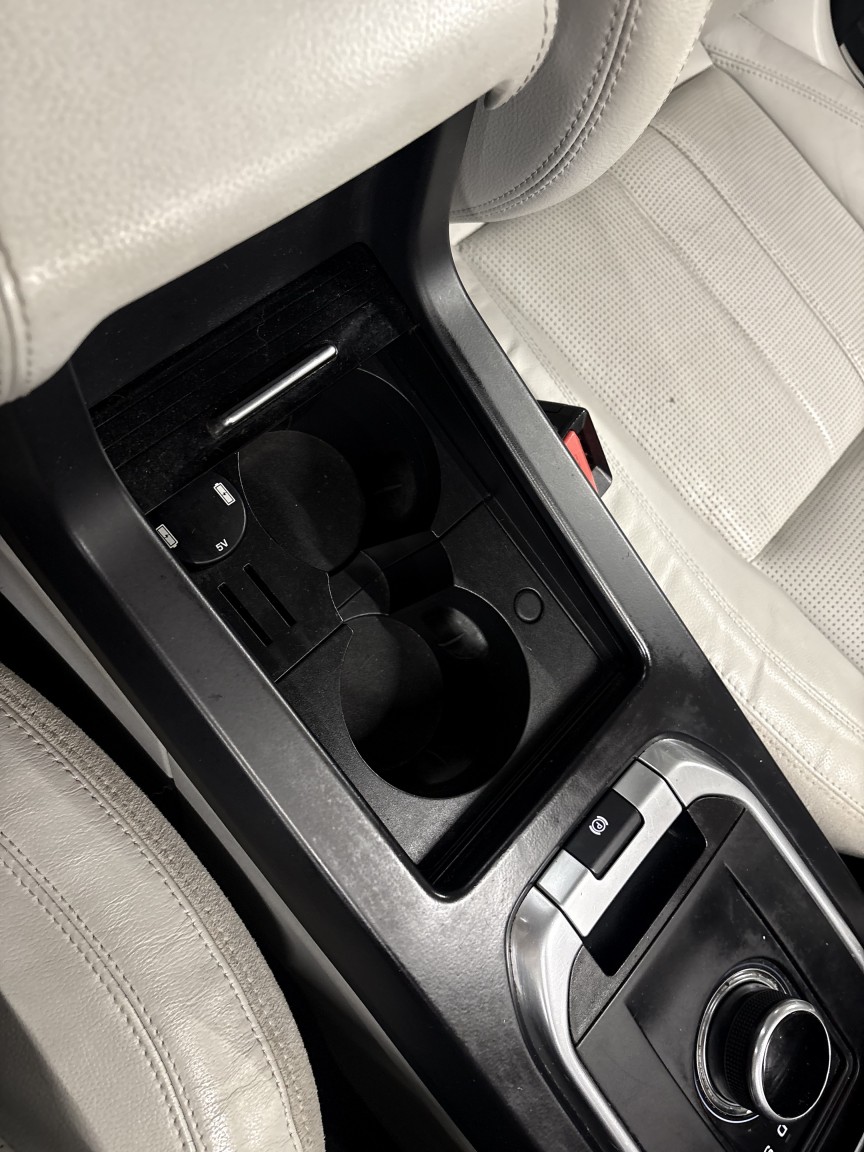 Used Land Rover Discovery Sport 2017 for sale - 77409504: Photo 86