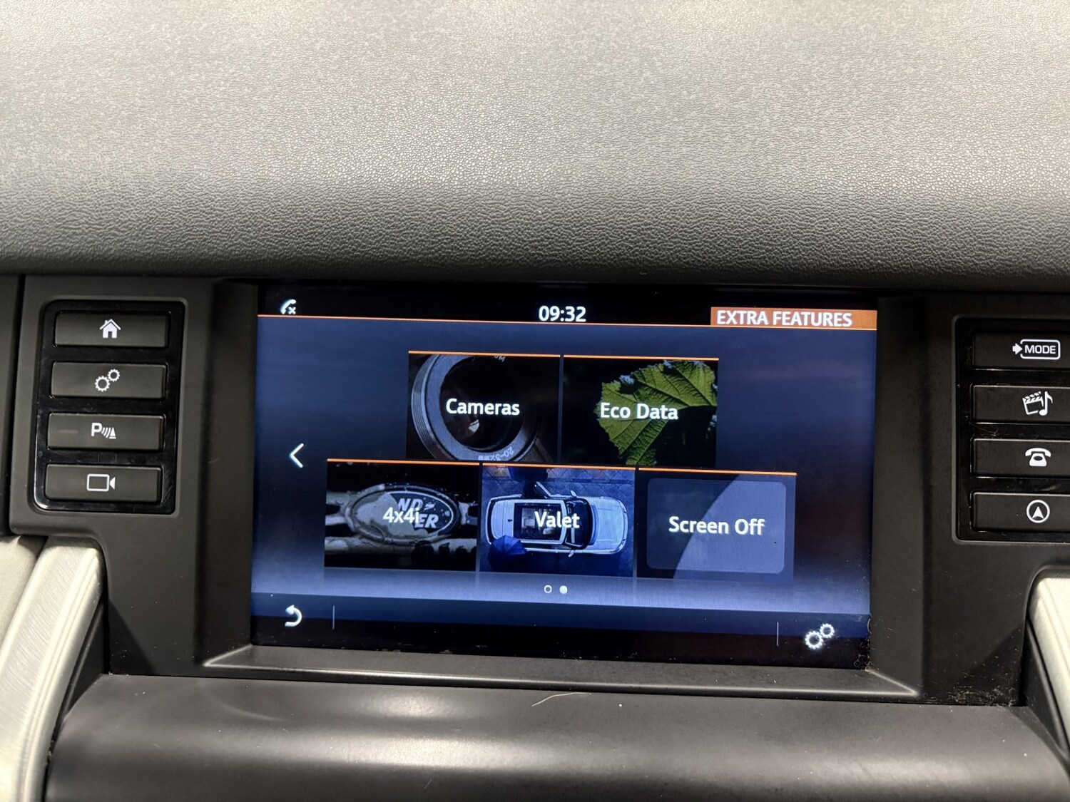 Used Land Rover Discovery Sport 2017 for sale - 77409504: Photo 96