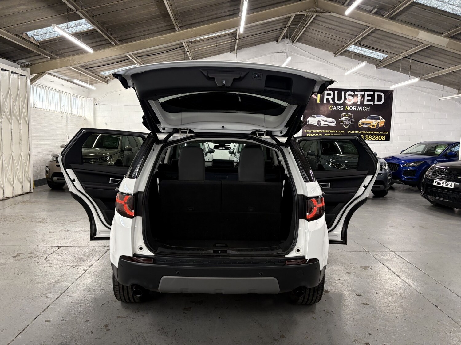 Used Land Rover Discovery Sport 2019 for sale - 77991579: Photo 17