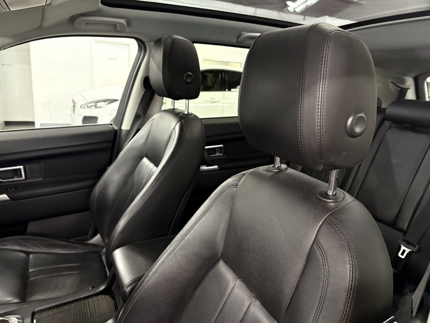 Used Land Rover Discovery Sport 2019 for sale - 77991579: Photo 43