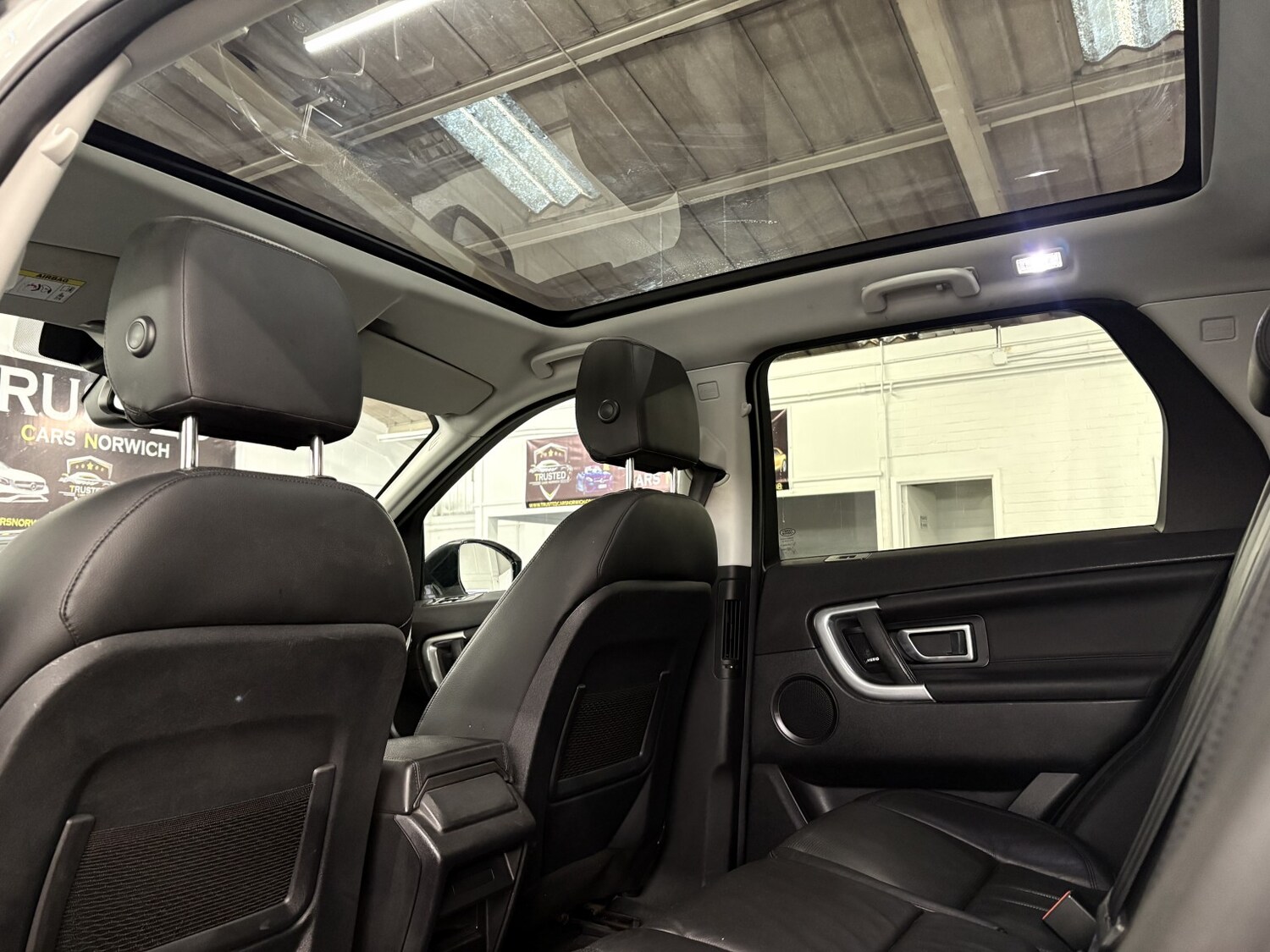 Used Land Rover Discovery Sport 2019 for sale - 77991579: Photo 52