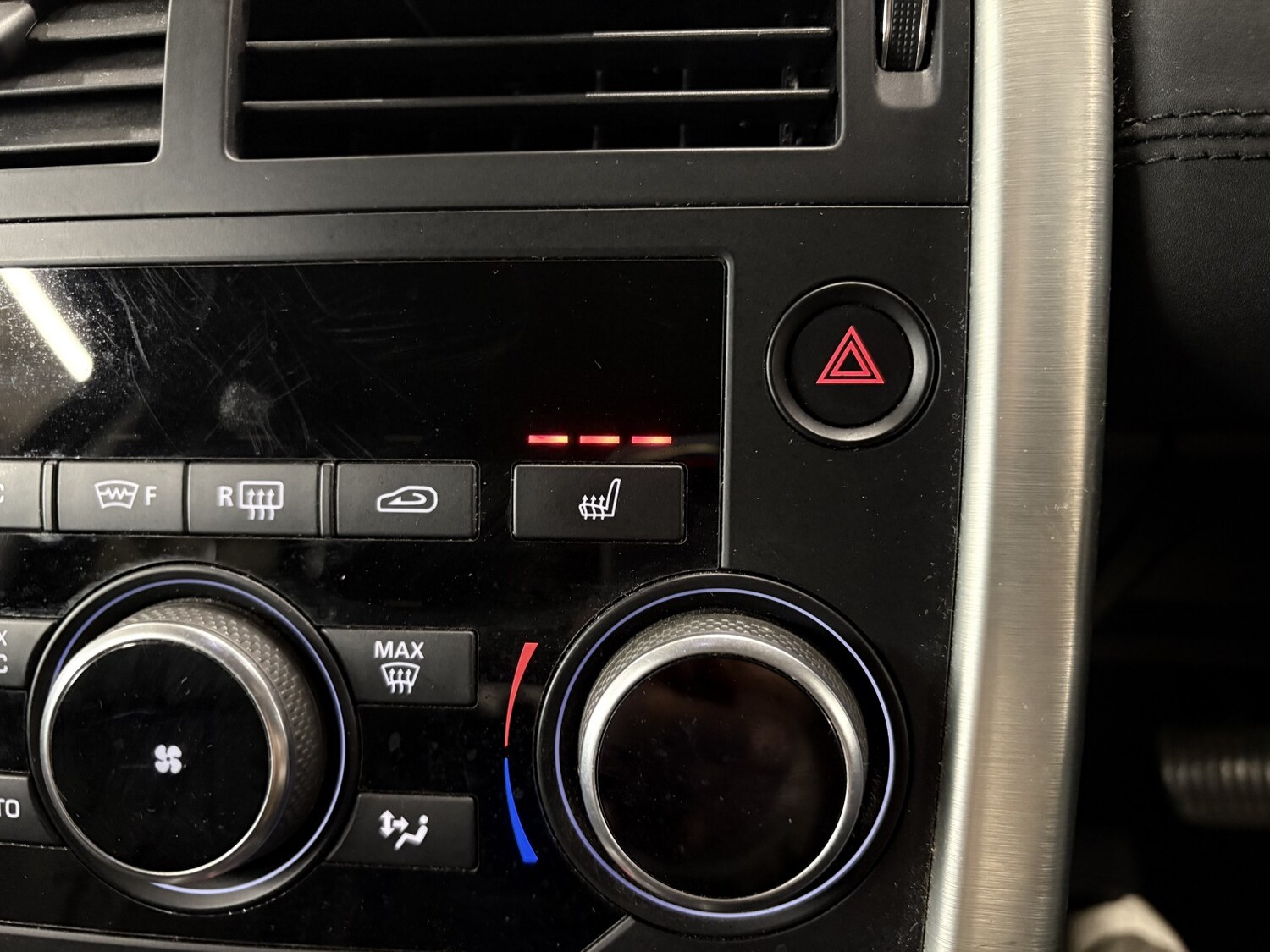 Used Land Rover Discovery Sport 2019 for sale - 77991579: Photo 76