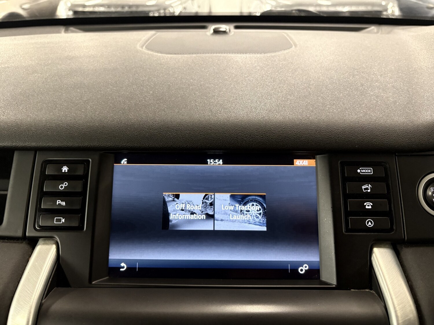 Used Land Rover Discovery Sport 2019 for sale - 77991579: Photo 82