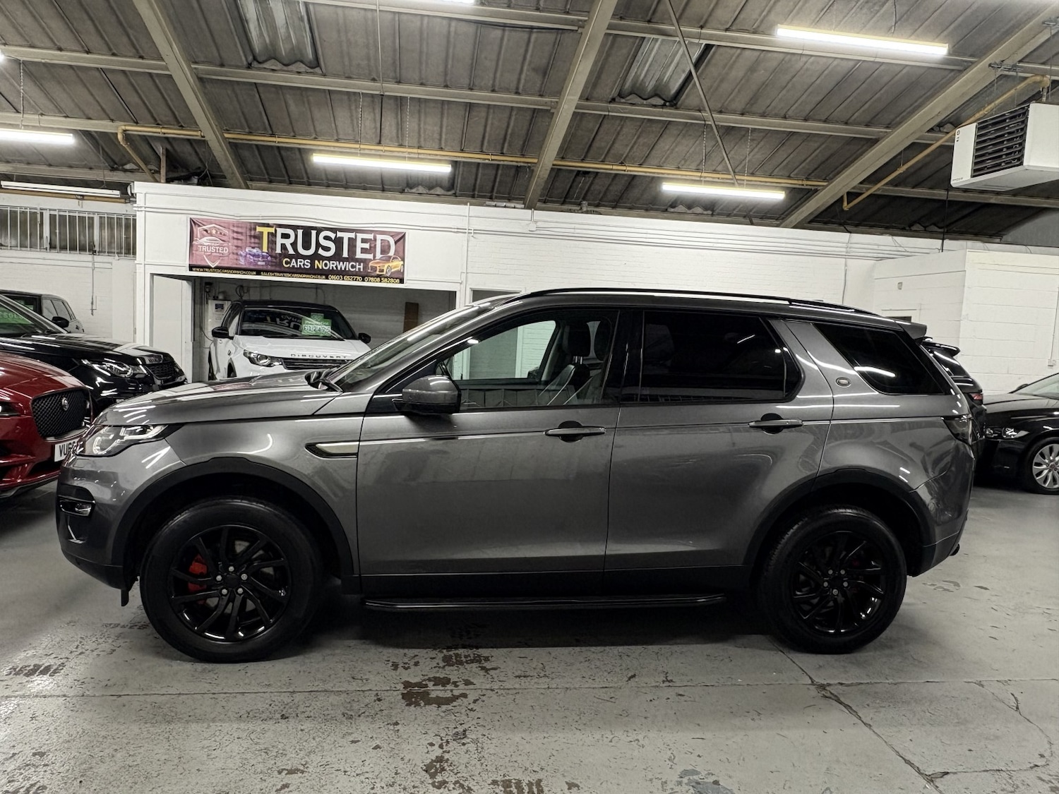 Used Land Rover Discovery Sport 2017 for sale - 77891615: Photo 11