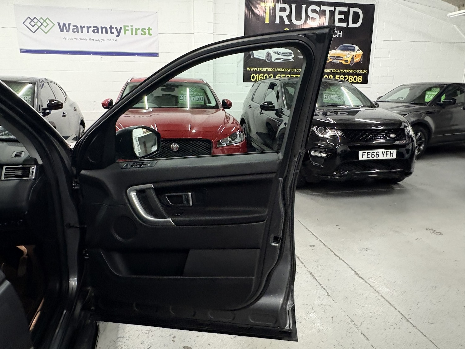 Used Land Rover Discovery Sport 2017 for sale - 77891615: Photo 37