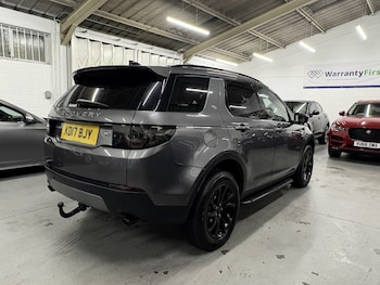 Used Land Rover Discovery Sport 2017 for sale - 77891615: Photo