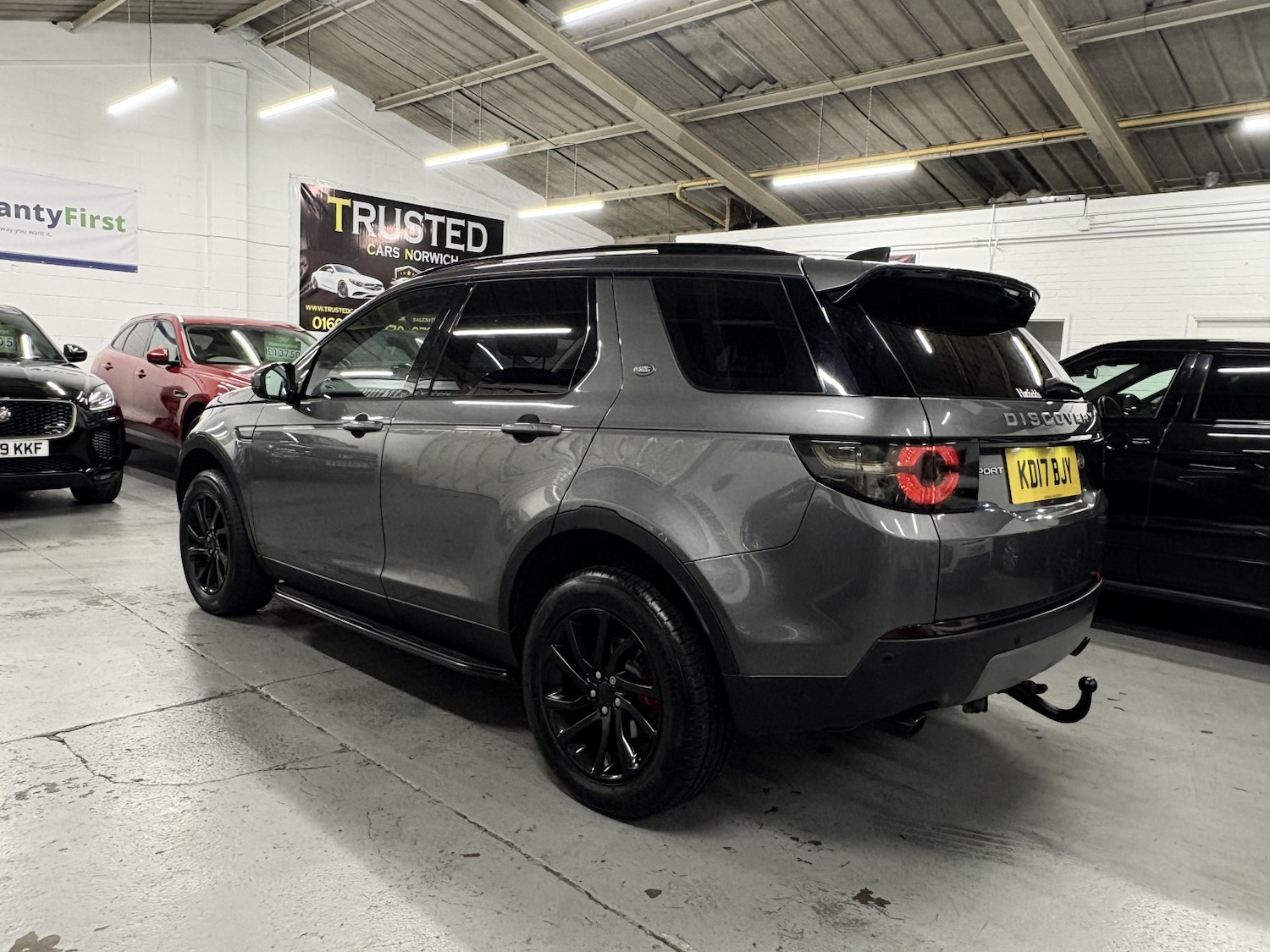 Used Land Rover Discovery Sport 2017 for sale - 77891615: Photo 5