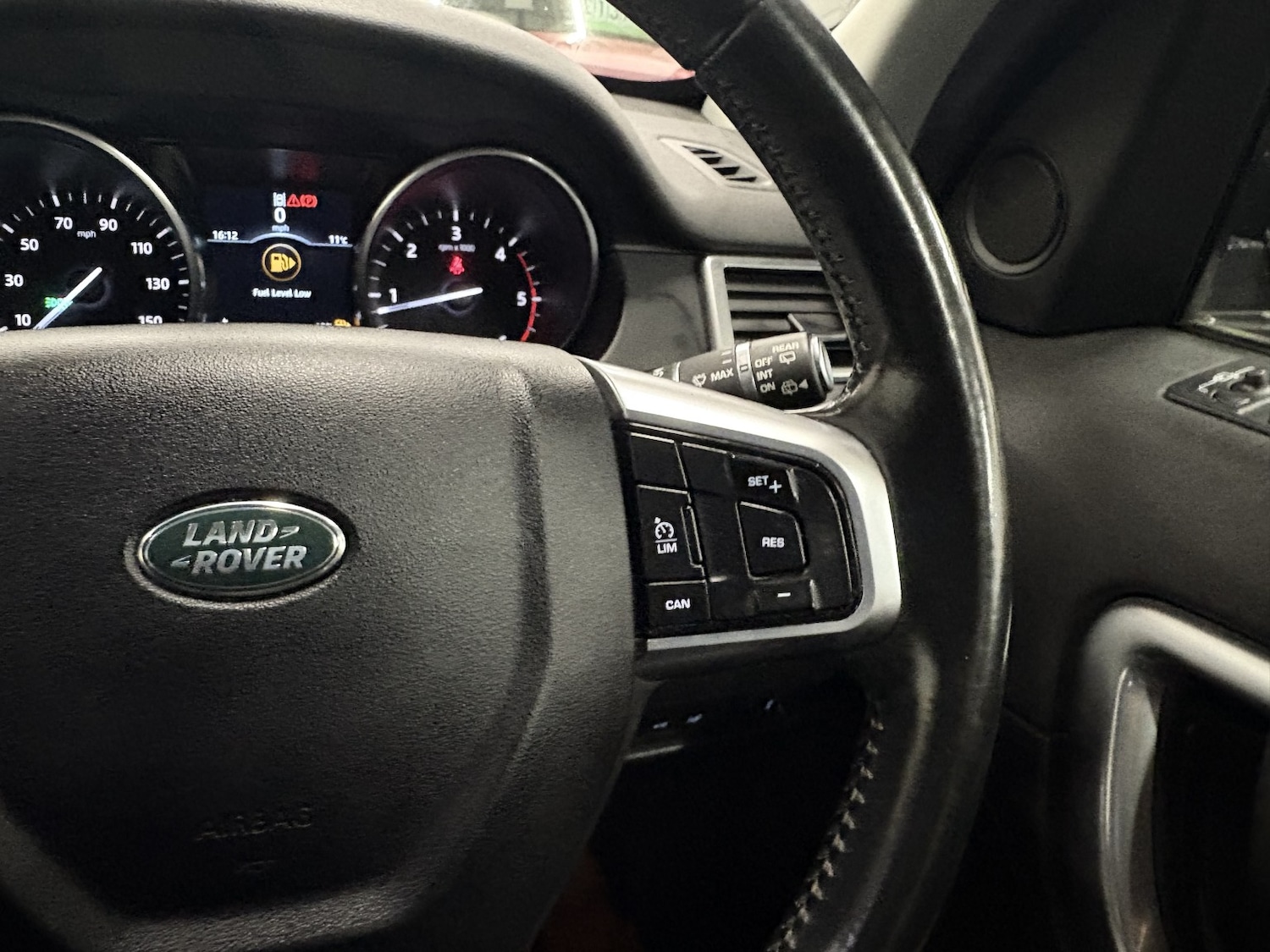 Used Land Rover Discovery Sport 2017 for sale - 77891615: Photo 64