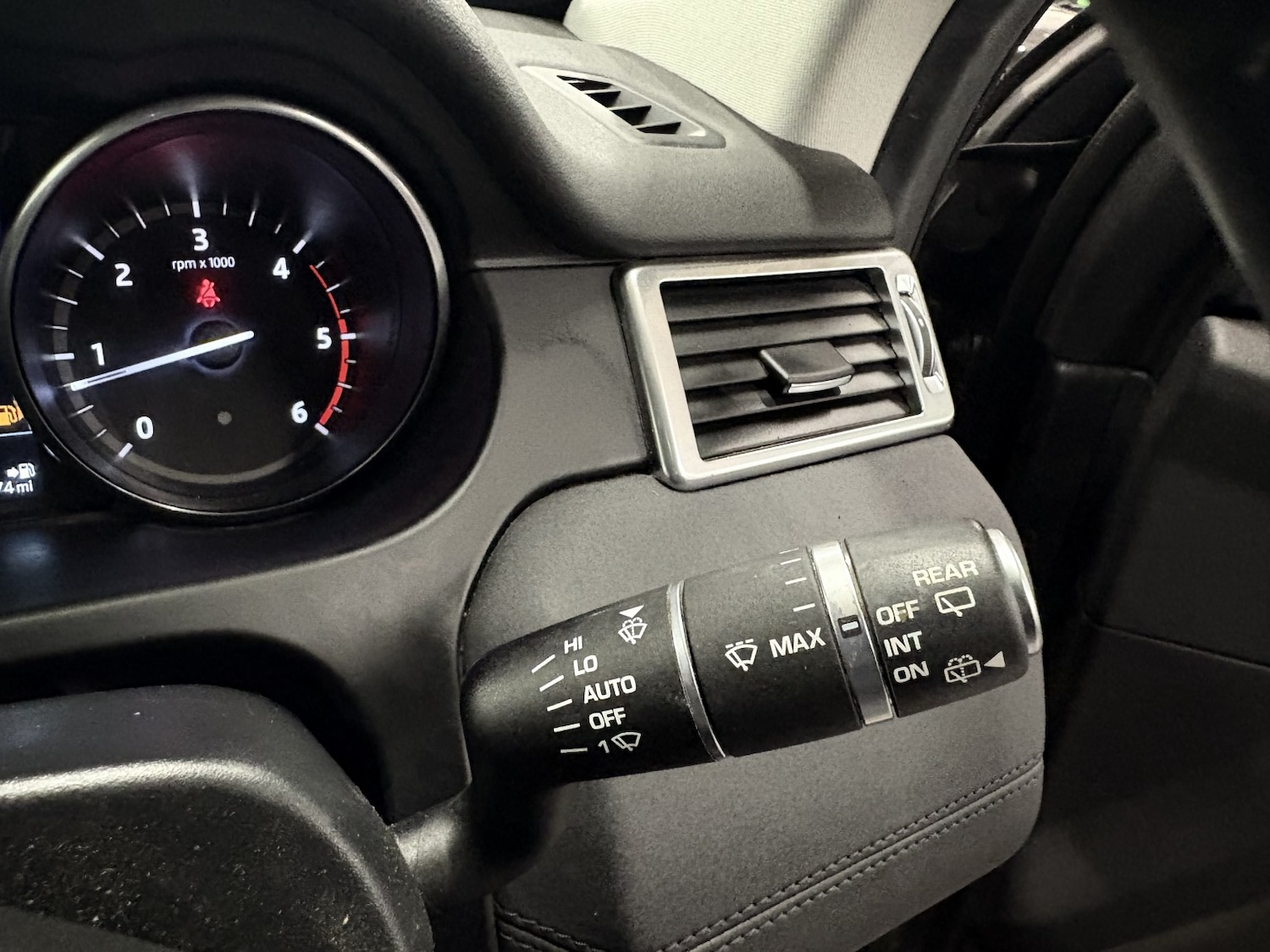 Used Land Rover Discovery Sport 2017 for sale - 77891615: Photo 68