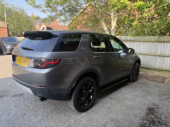 Used Land Rover Discovery Sport 2016 for sale - 78820604: Photo