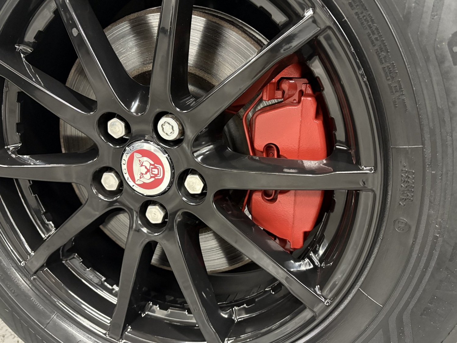 Used Jaguar E-Pace 2018 for sale - 76863908: Photo 17