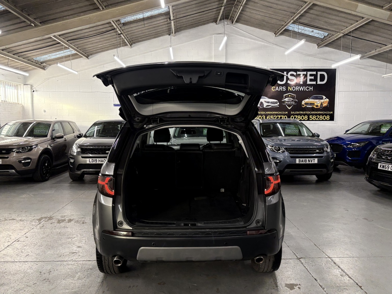 Used Land Rover Discovery Sport 2018 for sale - 77991581: Photo 14