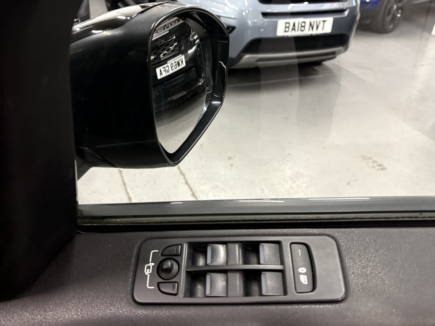 Used Land Rover Discovery Sport 2018 for sale - 77991581: Photo 26
