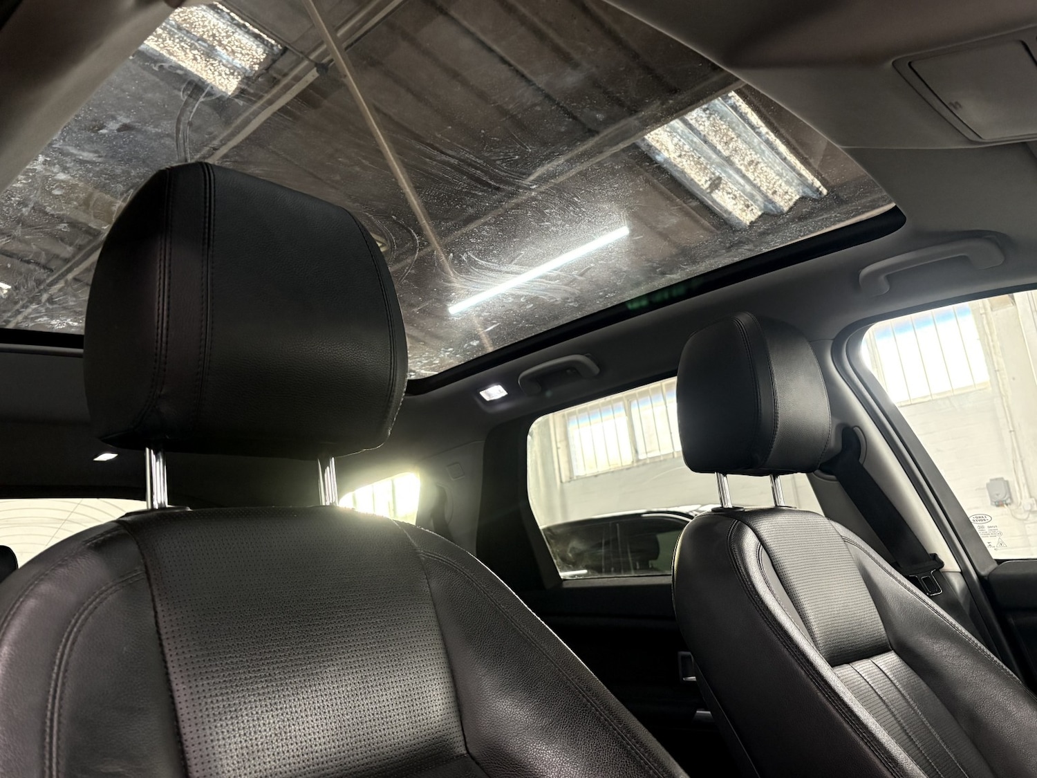 Used Land Rover Discovery Sport 2018 for sale - 77991581: Photo 34