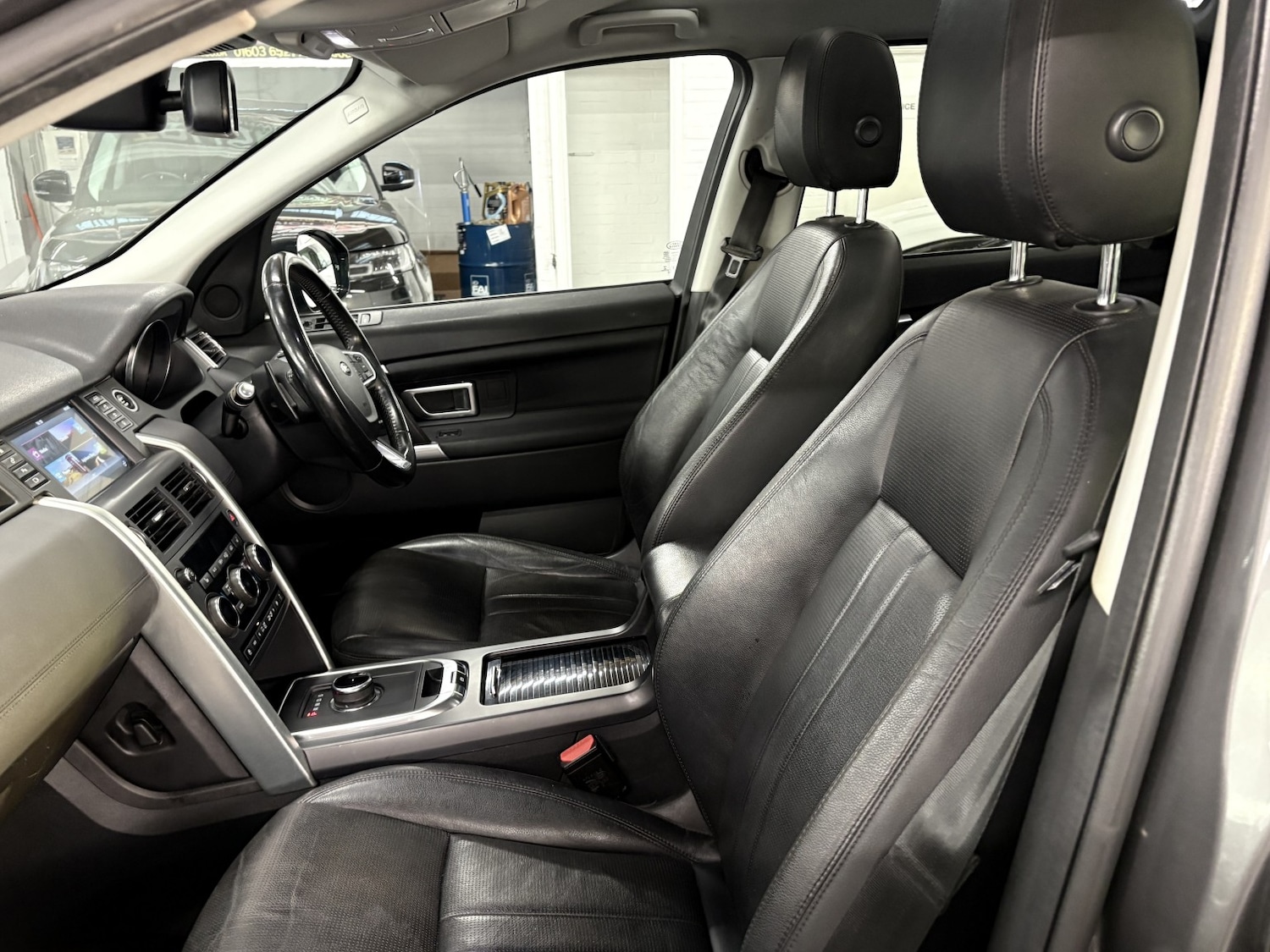 Used Land Rover Discovery Sport 2018 for sale - 77991581: Photo 38