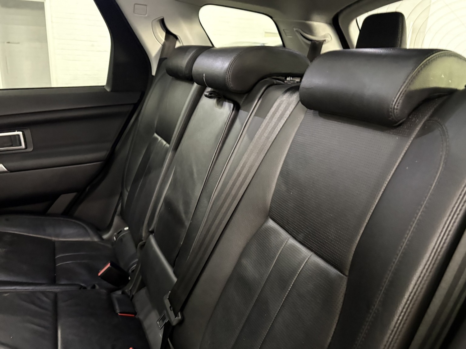 Used Land Rover Discovery Sport 2018 for sale - 77991581: Photo 44