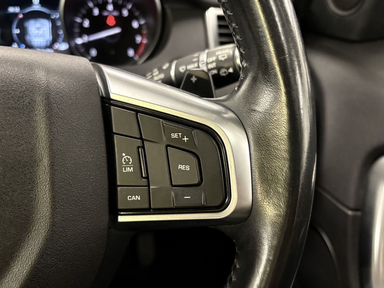 Used Land Rover Discovery Sport 2018 for sale - 77991581: Photo 54