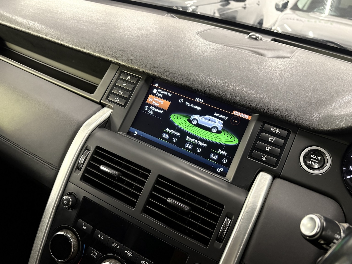 Used Land Rover Discovery Sport 2018 for sale - 77991581: Photo 60