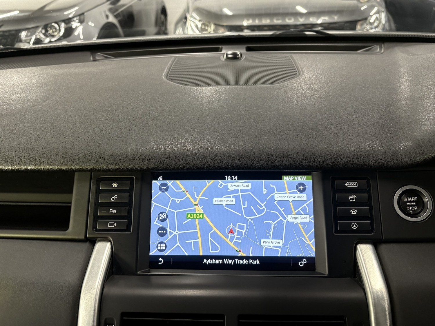 Used Land Rover Discovery Sport 2018 for sale - 77991581: Photo 71