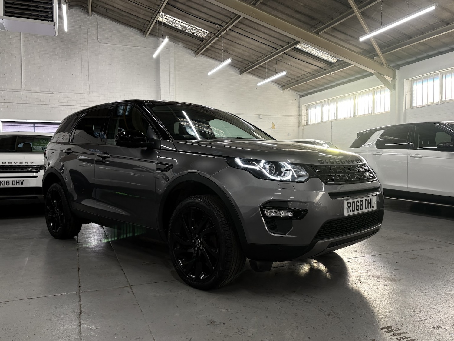 Used Land Rover Discovery Sport 2018 for sale - 77991581: Photo 78