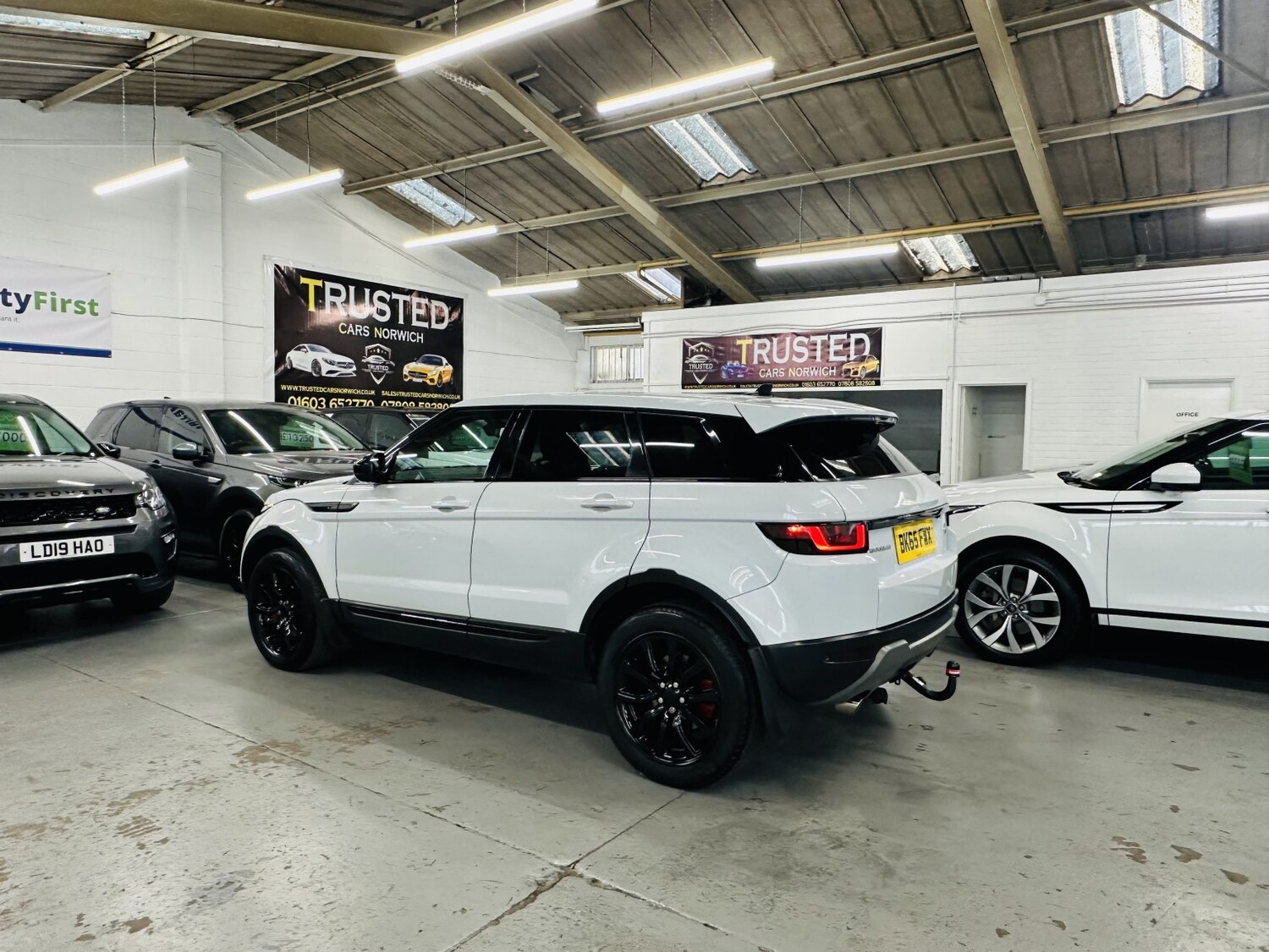 Used Land Rover Range Rover Evoque 2015 for sale - 77991604: Photo 10