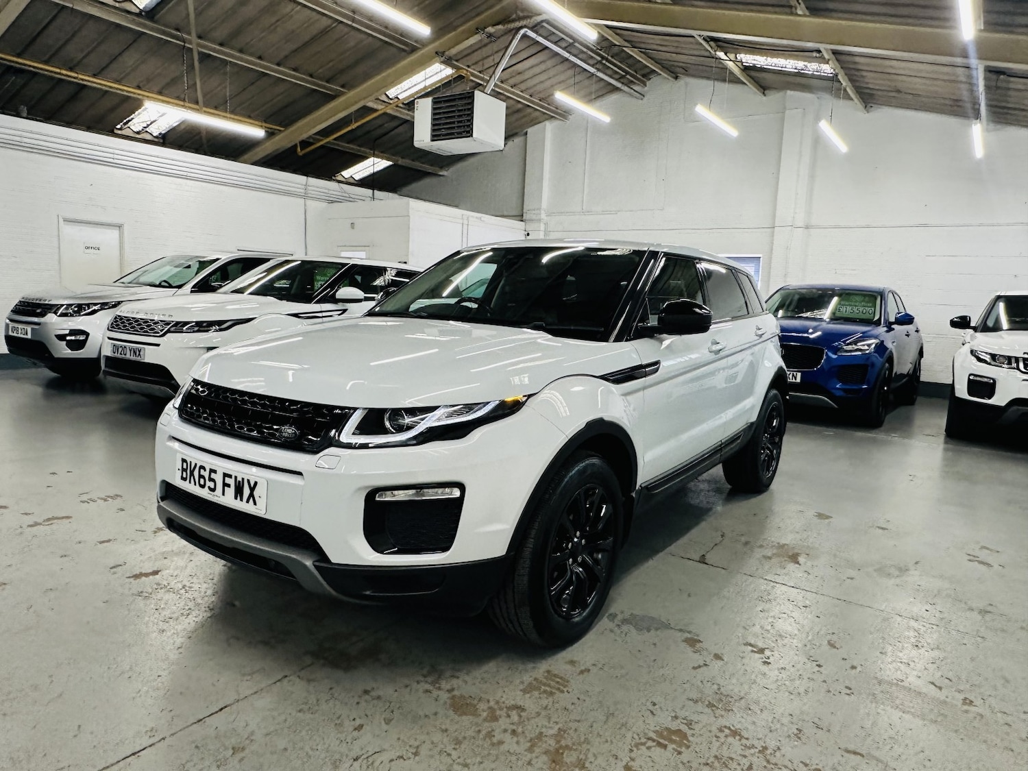 Used Land Rover Range Rover Evoque 2015 for sale - 77991604: Photo 2