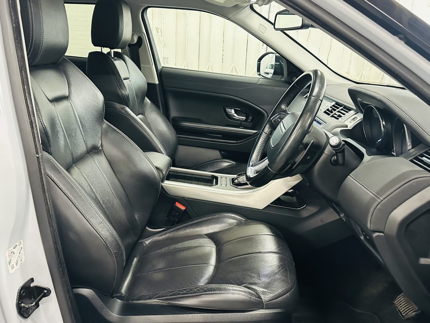 Used Land Rover Range Rover Evoque 2015 for sale - 77991604: Photo 27