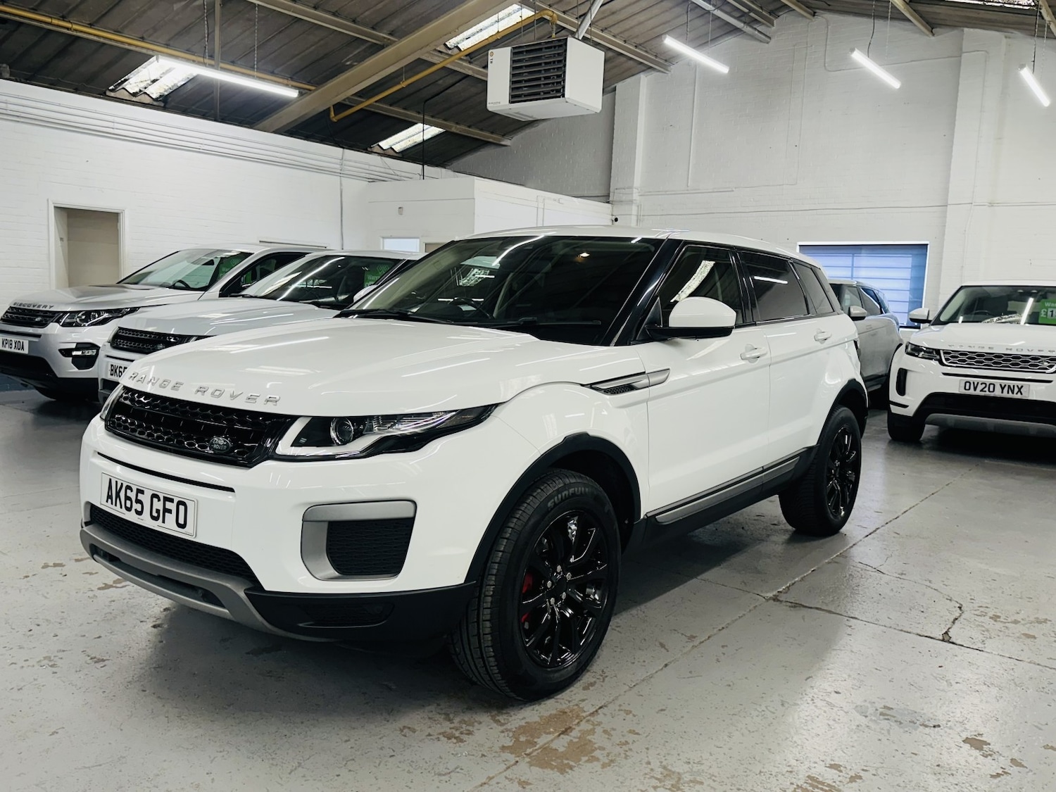 Used Land Rover Range Rover Evoque 2015 for sale - 78182968: Photo 2