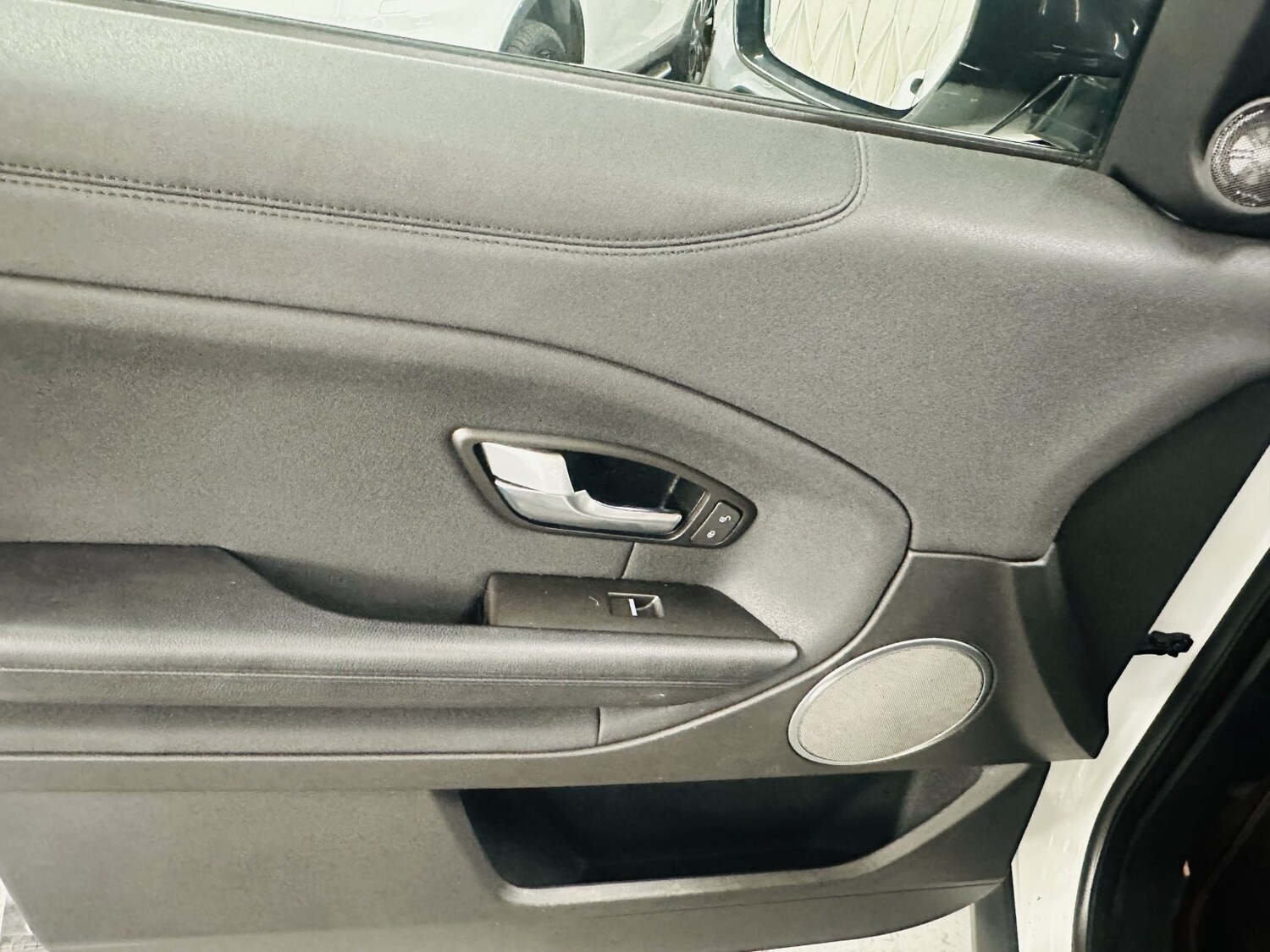 Used Land Rover Range Rover Evoque 2015 for sale - 78182968: Photo 27