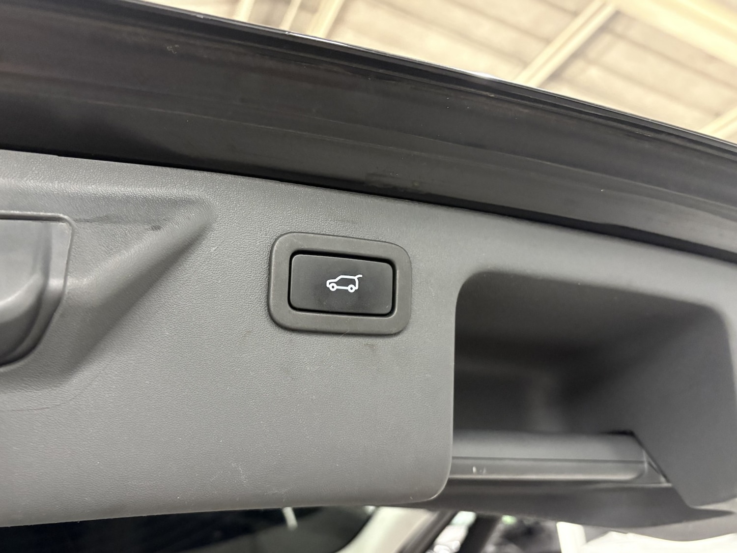 Used Land Rover Discovery Sport 2017 for sale - 77162290: Photo 22