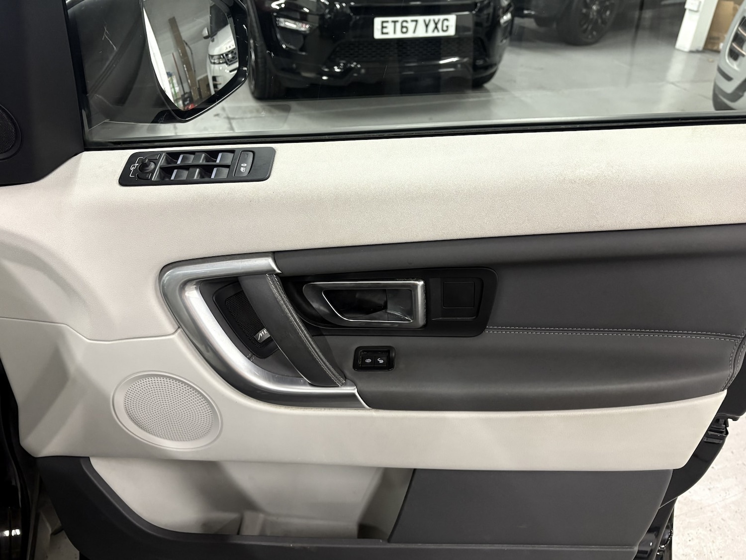 Used Land Rover Discovery Sport 2017 for sale - 77162290: Photo 38