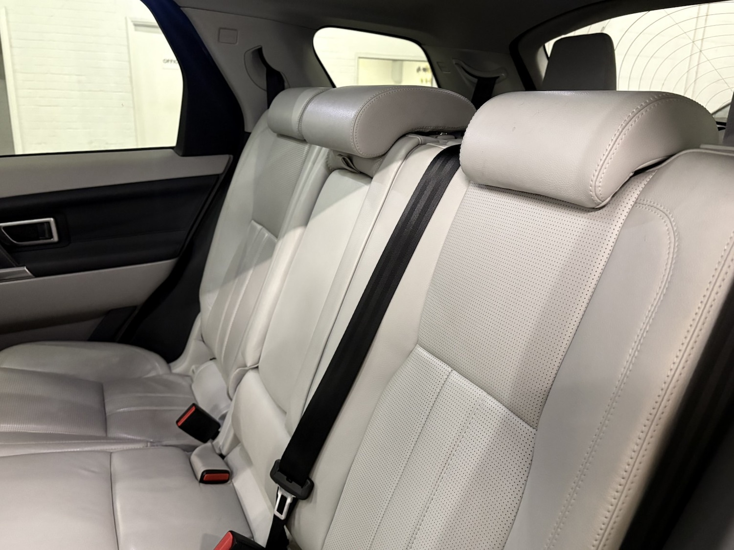 Used Land Rover Discovery Sport 2017 for sale - 77162290: Photo 66