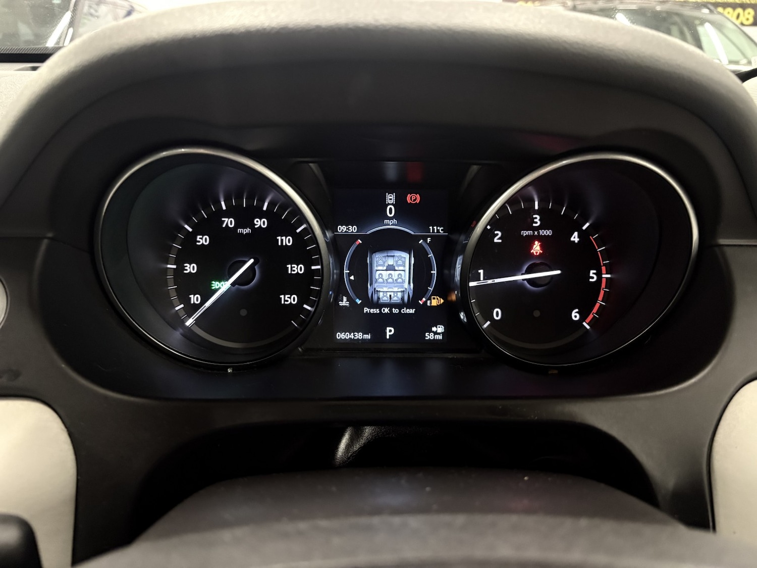 Used Land Rover Discovery Sport 2017 for sale - 77162290: Photo 76