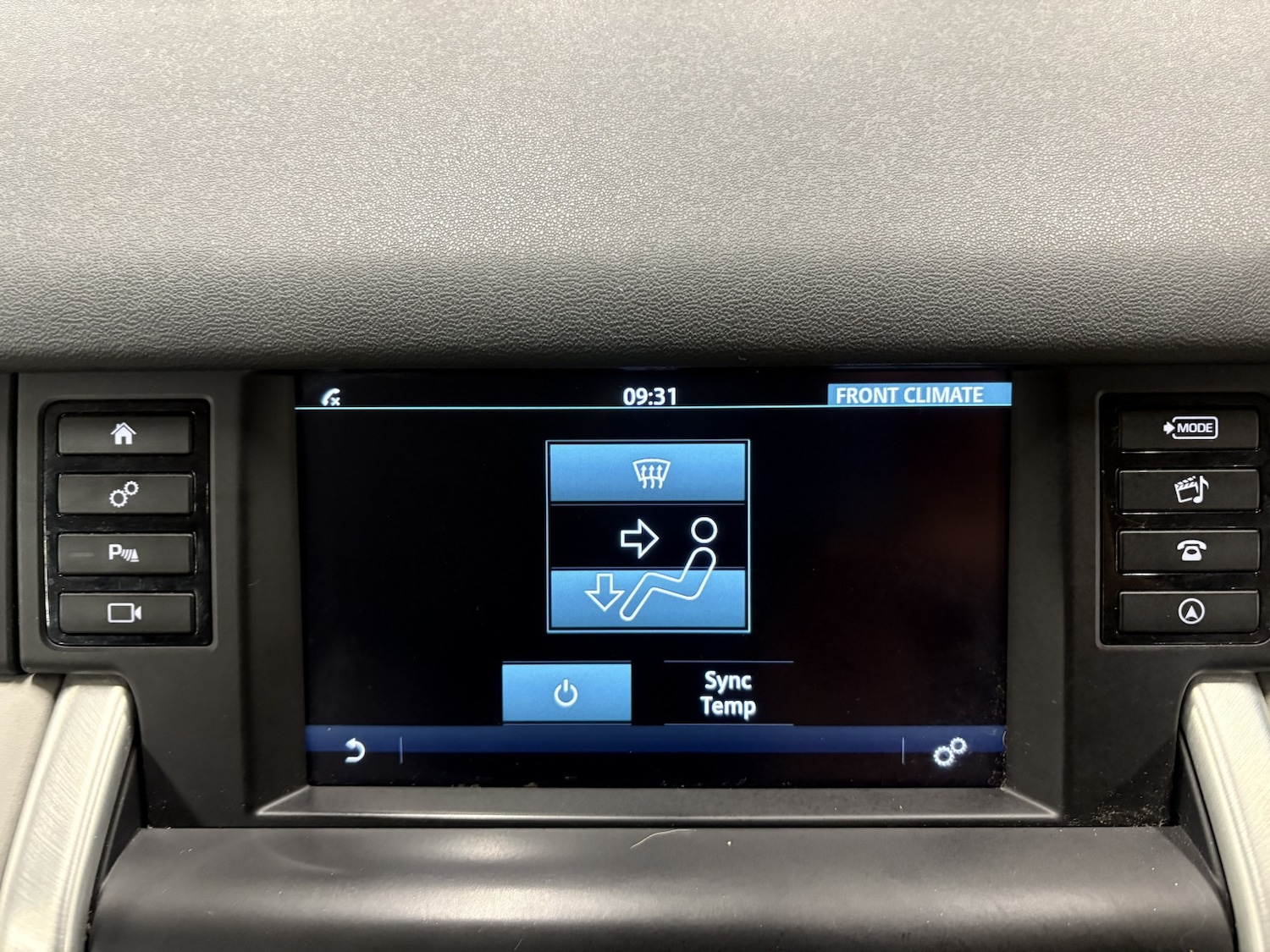 Used Land Rover Discovery Sport 2017 for sale - 77162290: Photo 91