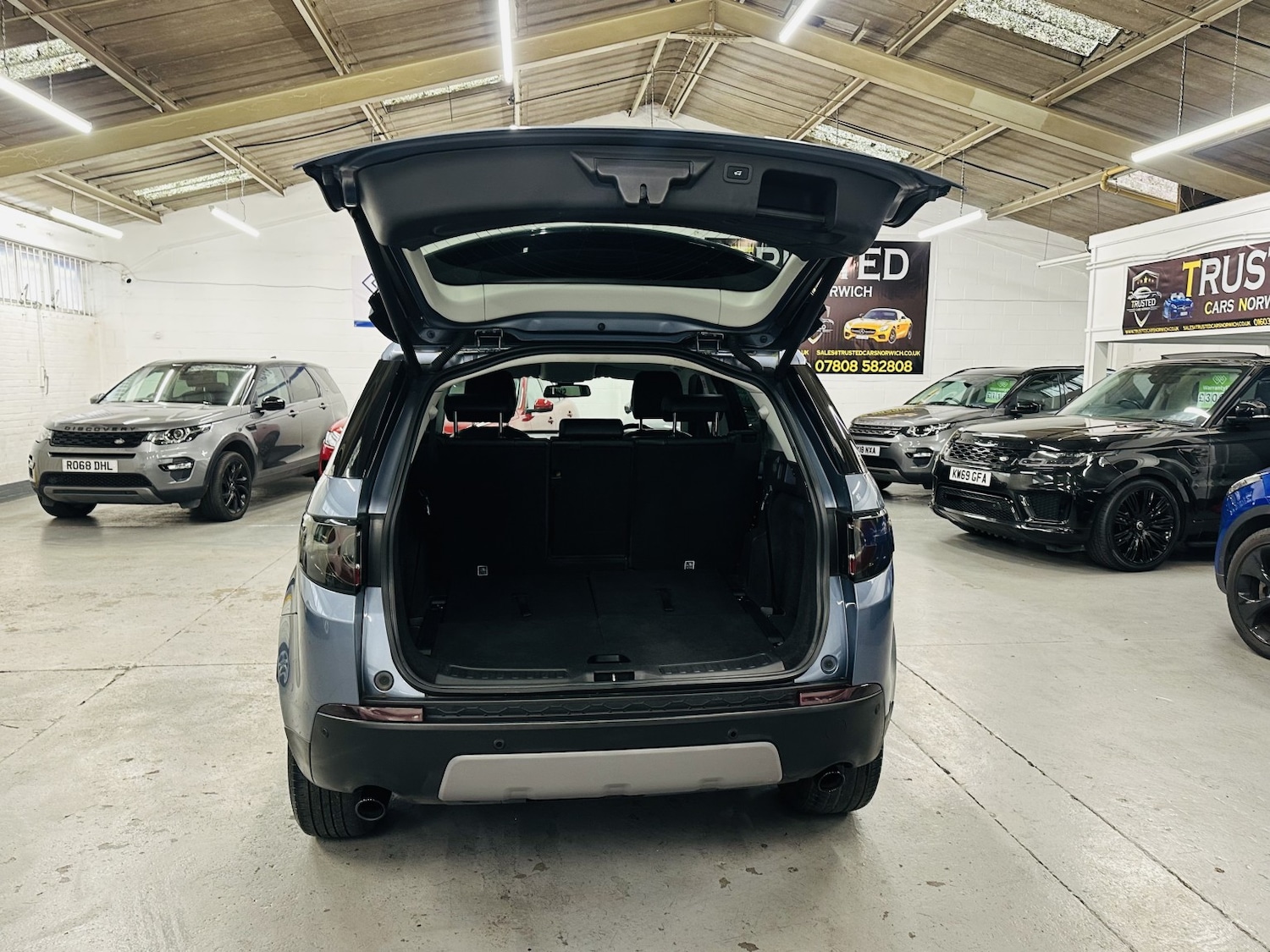 Used Land Rover Discovery Sport 2018 for sale - 77991563: Photo 24