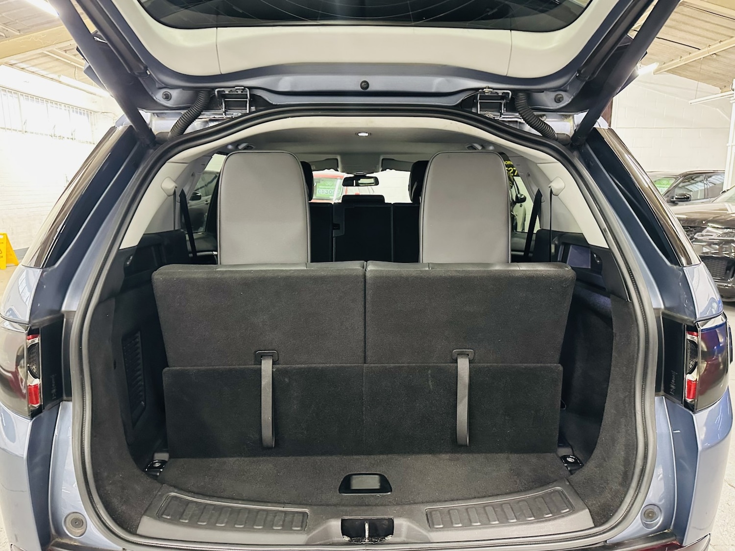 Used Land Rover Discovery Sport 2018 for sale - 77991563: Photo 28