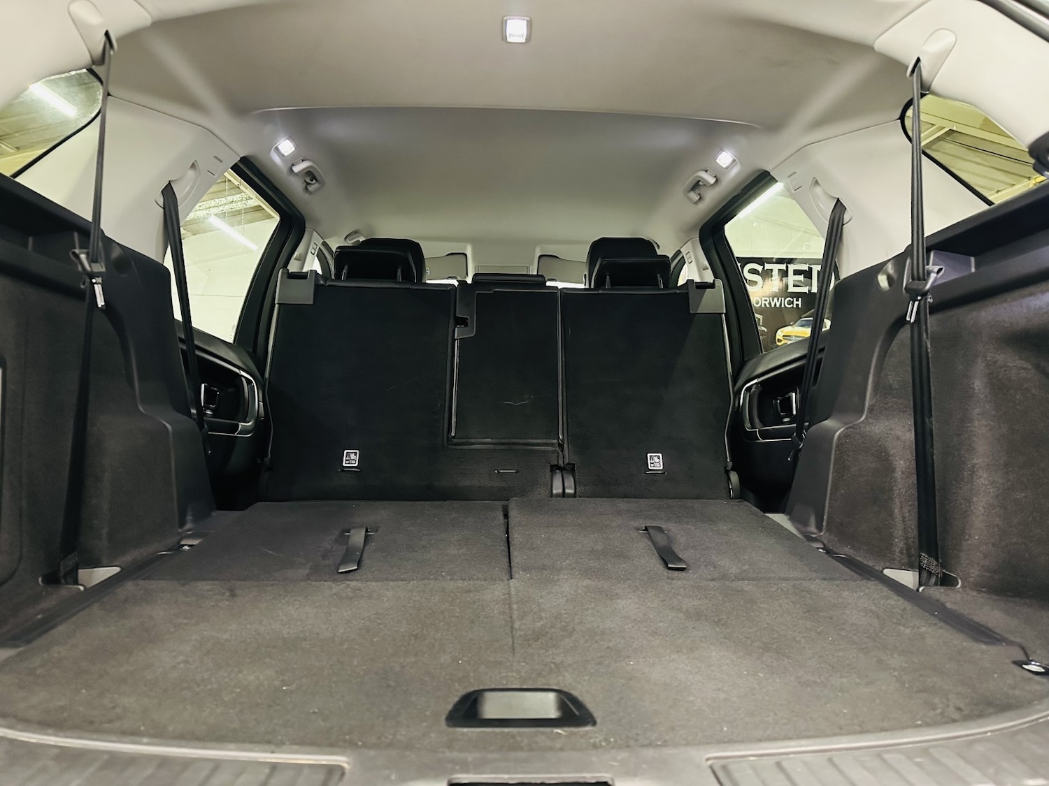 Used Land Rover Discovery Sport 2018 for sale - 77991563: Photo 29