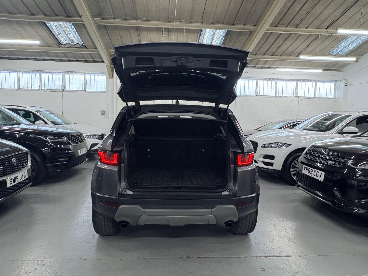 Used Land Rover Range Rover Evoque 2017 for sale - 76407548: Photo 31