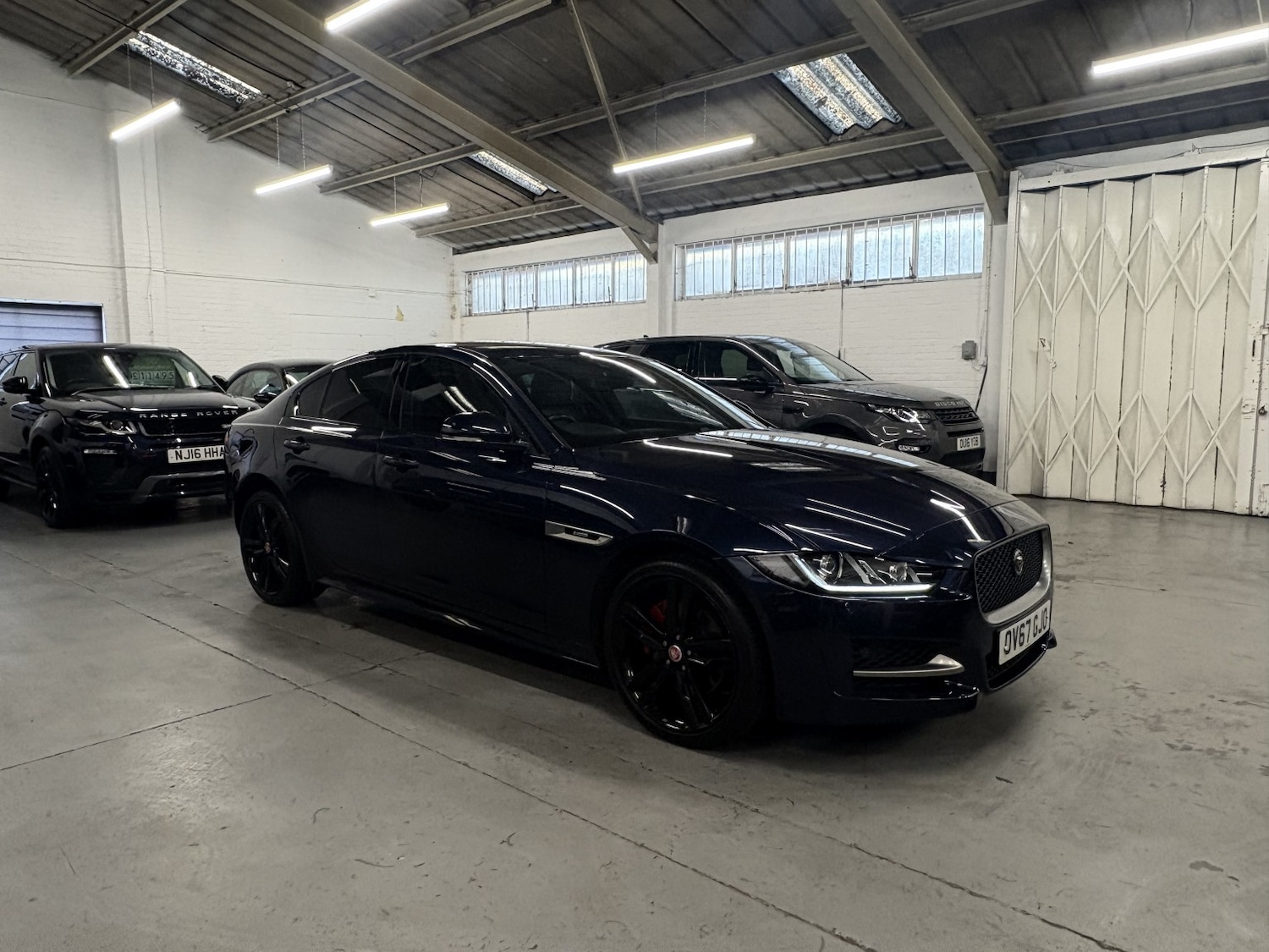 Used Jaguar XE 2017 for sale - 77027882: Photo 16