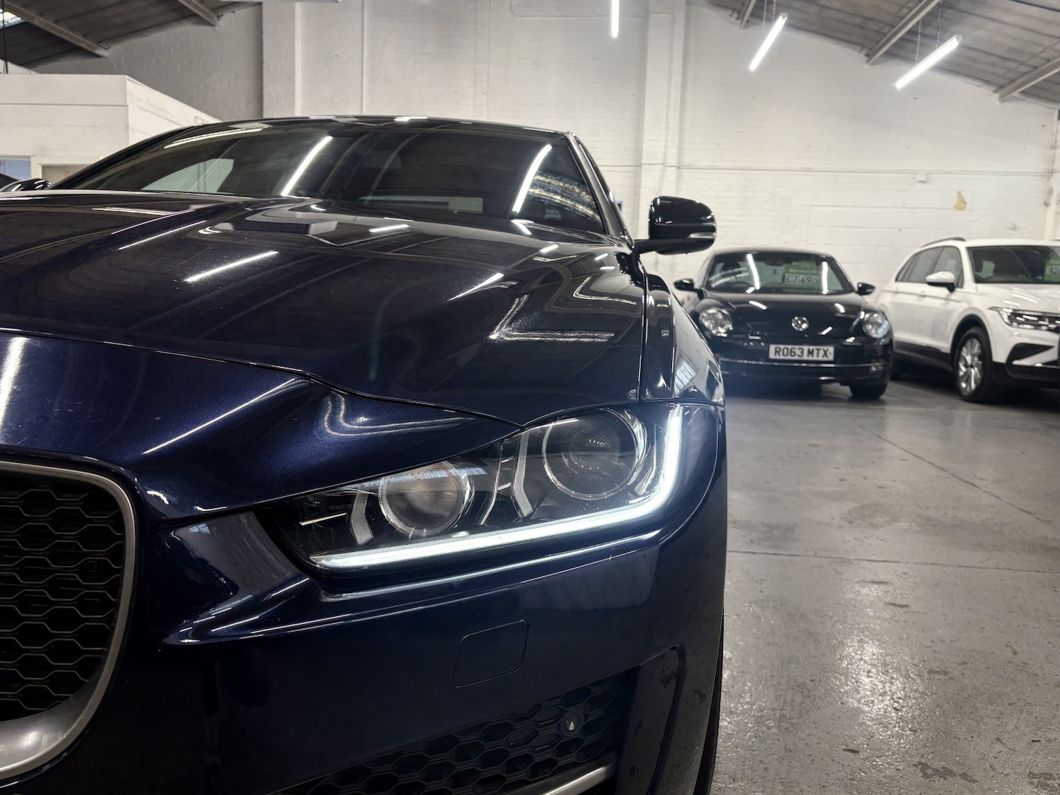 Used Jaguar XE 2017 for sale - 77027882: Photo 25