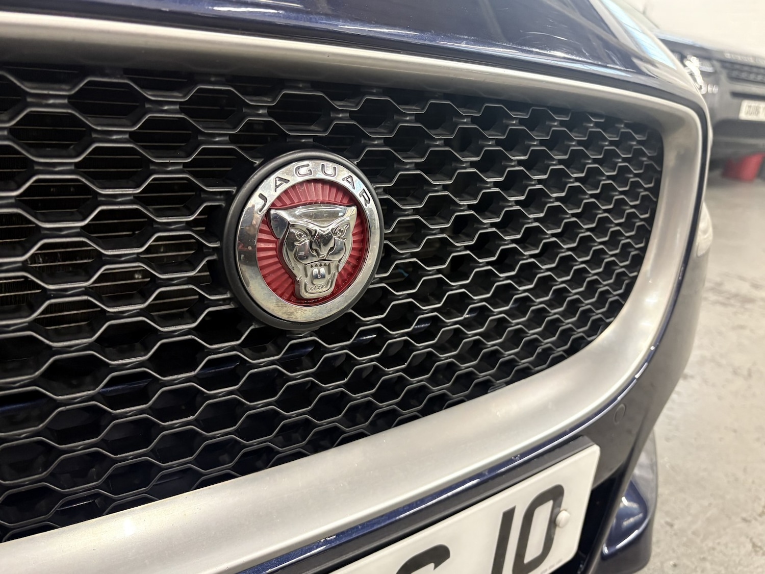 Used Jaguar XE 2017 for sale - 77027882: Photo 28